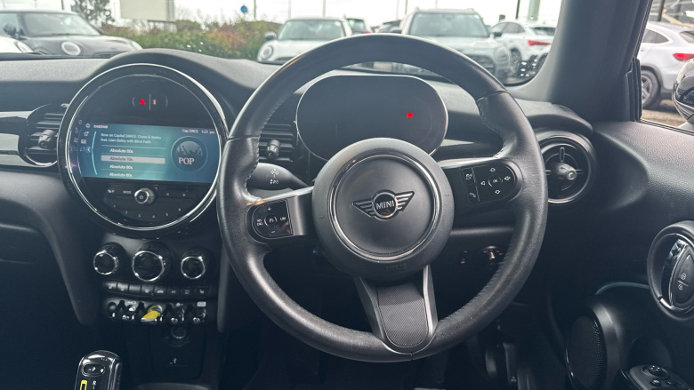 MINI Hatchback 135kW Cooper S Level 2 33kWh 3dr Auto Electric Hatchback